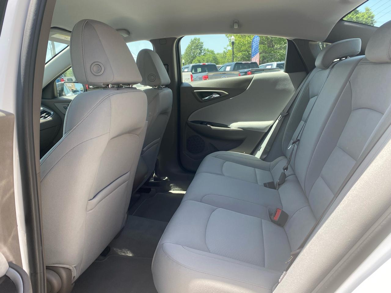 Chevrolet Malibu 4dr Sdn LS w/1LS 2022