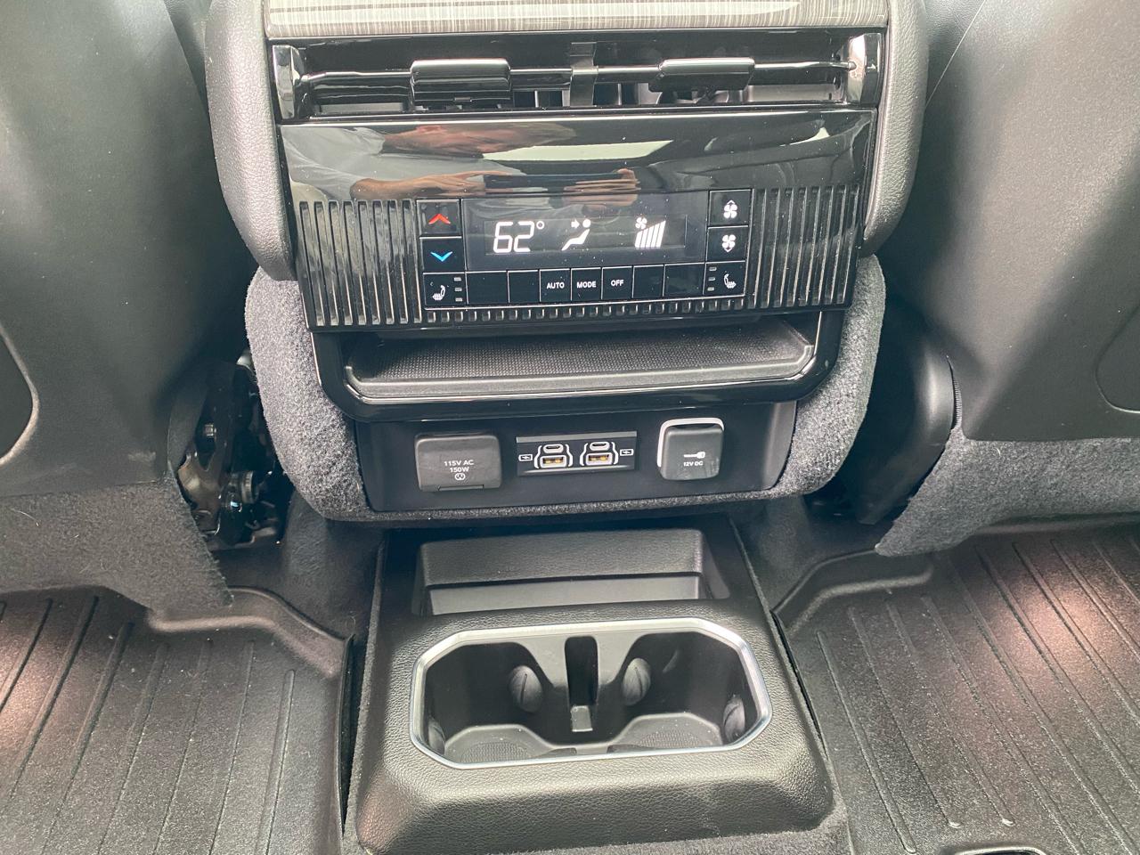 Jeep Wagoneer Series II 4x4 2022