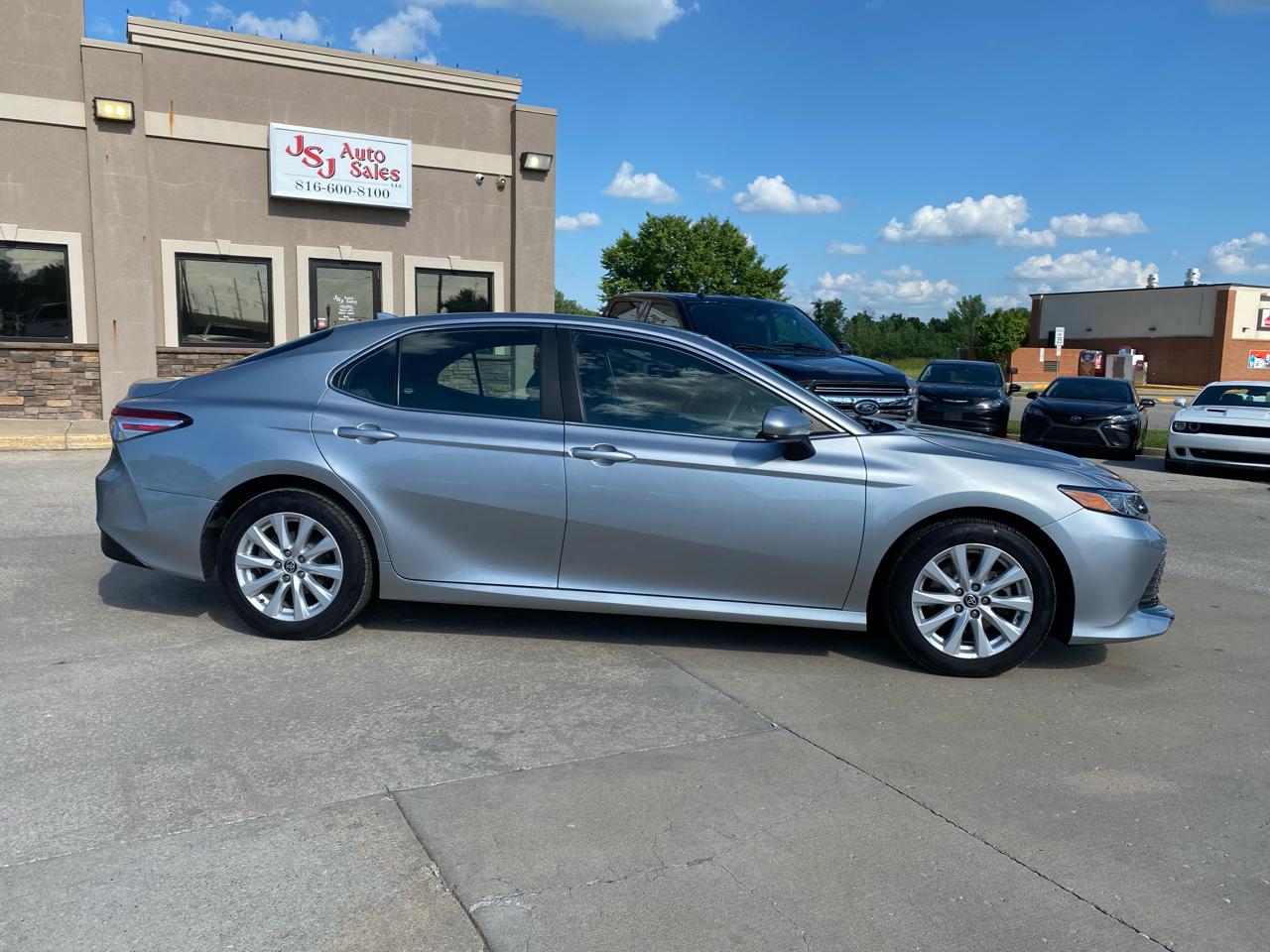 Toyota Camry LE 2020