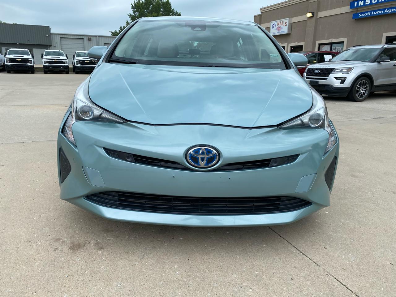 Toyota Prius Three Touring (Natl) 2018