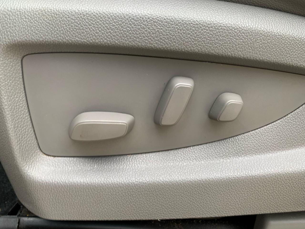 Chevrolet Tahoe 4WD 4dr LT 2015