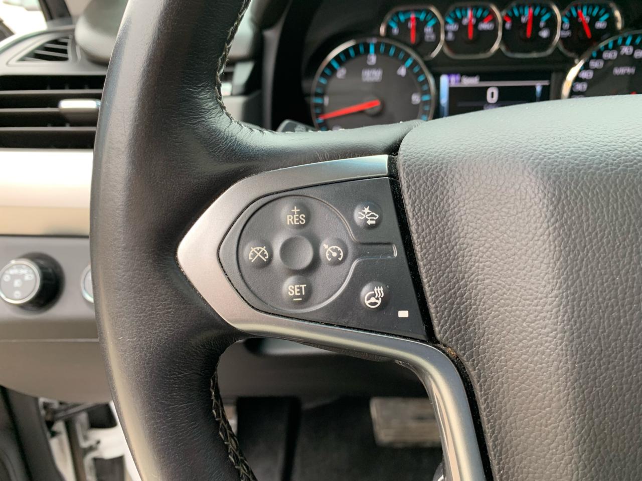 Chevrolet Tahoe 4WD 4dr LT 2015