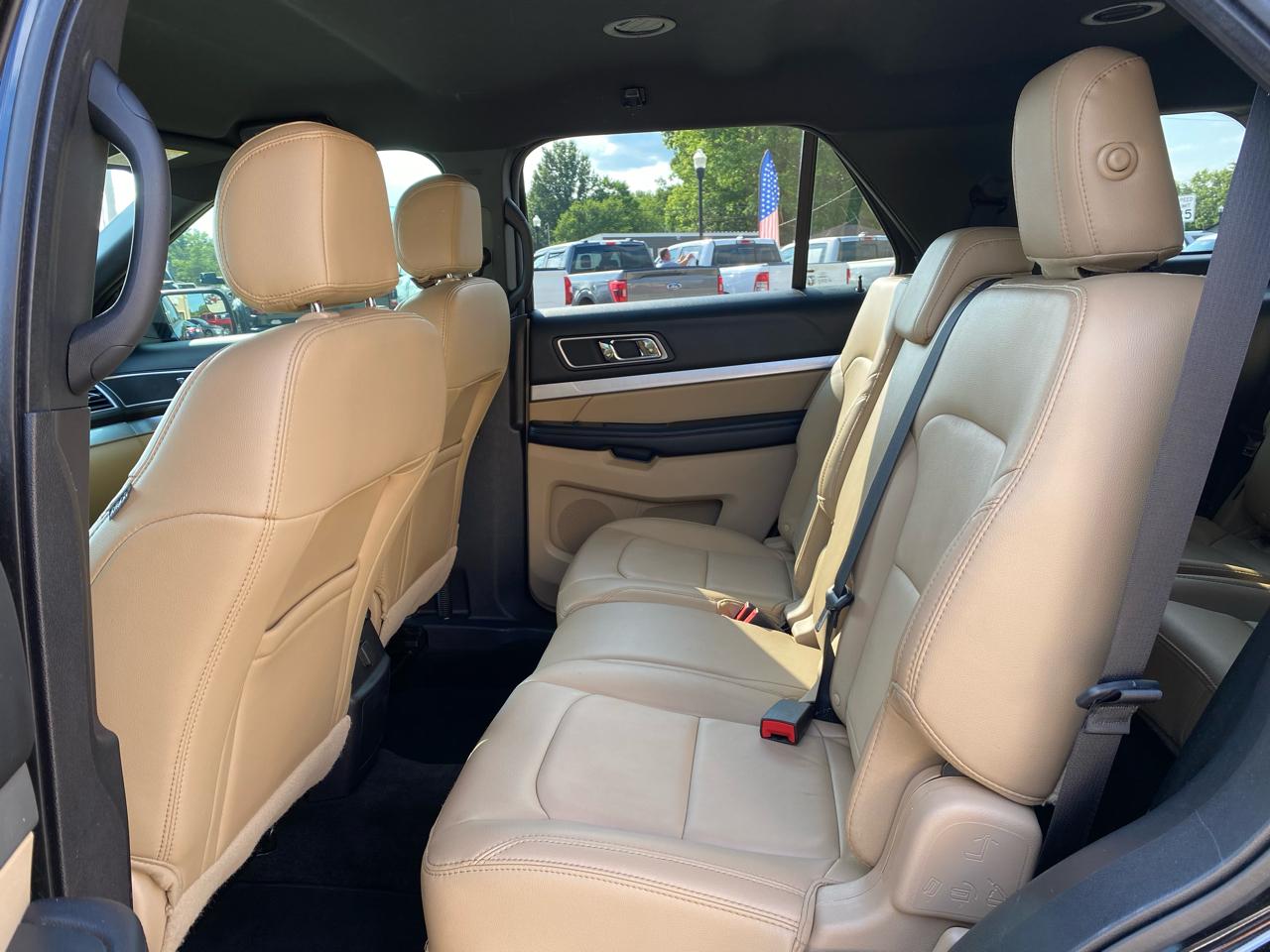 Ford Explorer XLT 4WD 2017