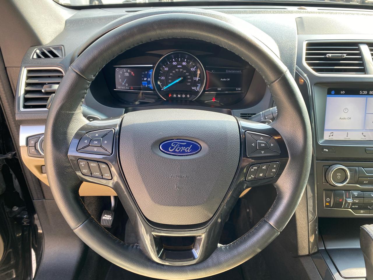 Ford Explorer XLT 4WD 2017