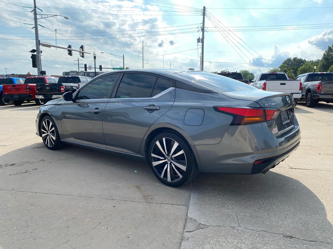 Nissan Altima 2.5 SR Sedan 2021