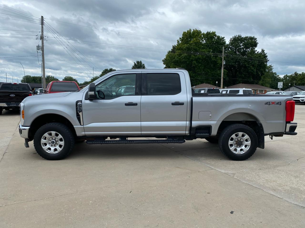 Ford Super Duty F-250 SRW  2023