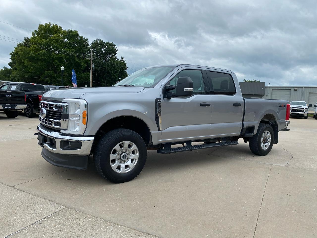 Ford Super Duty F-250 SRW  2023