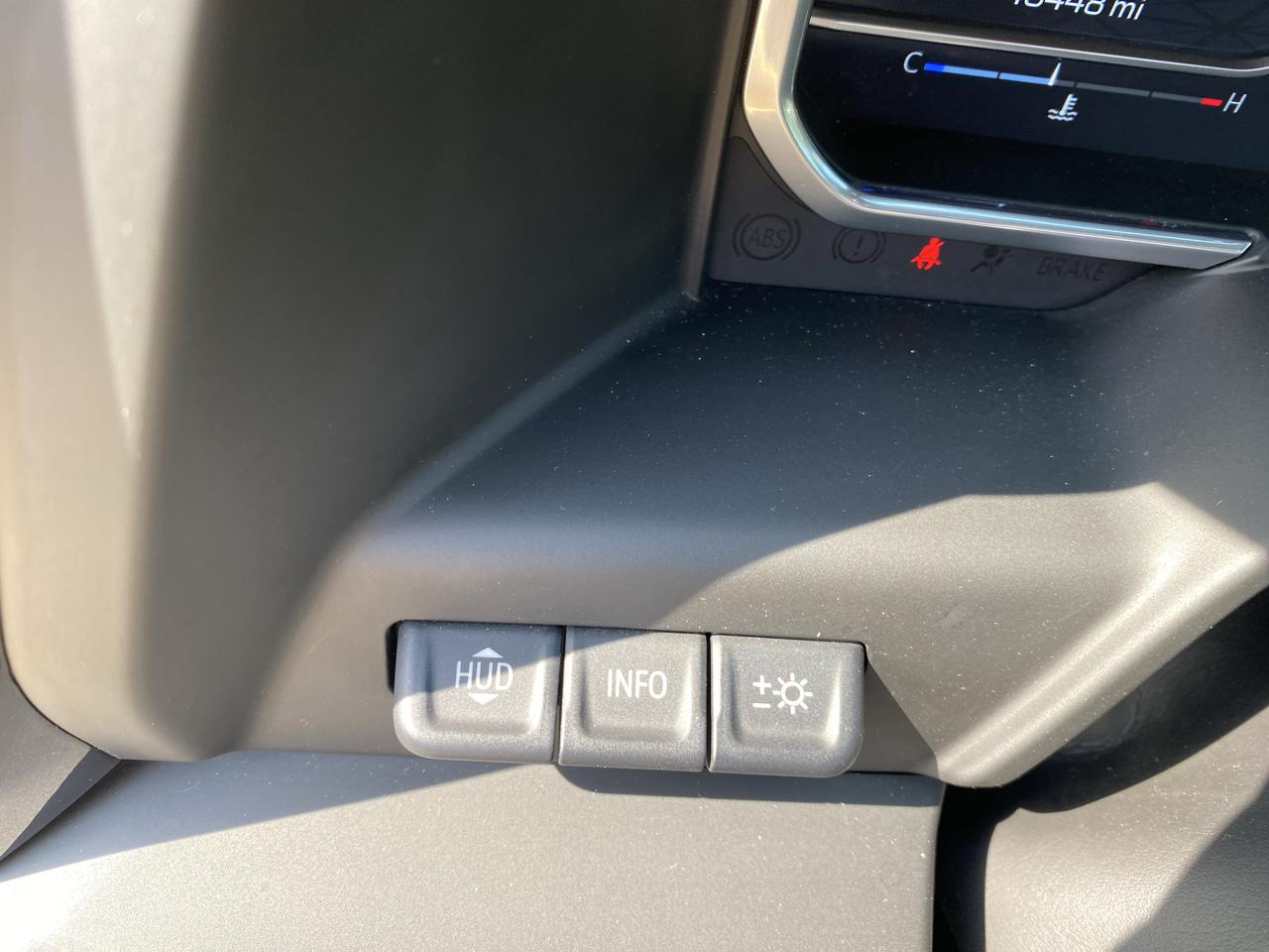 GMC Sierra 1500 AT4 Crew Cab 4WD 2023