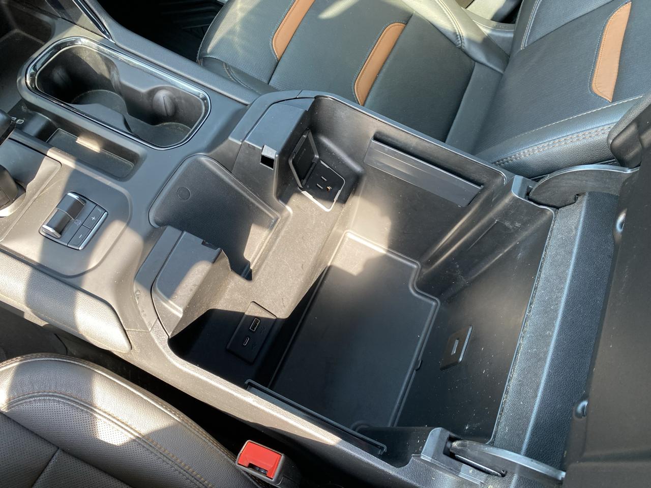 GMC Sierra 1500 AT4 Crew Cab 4WD 2023