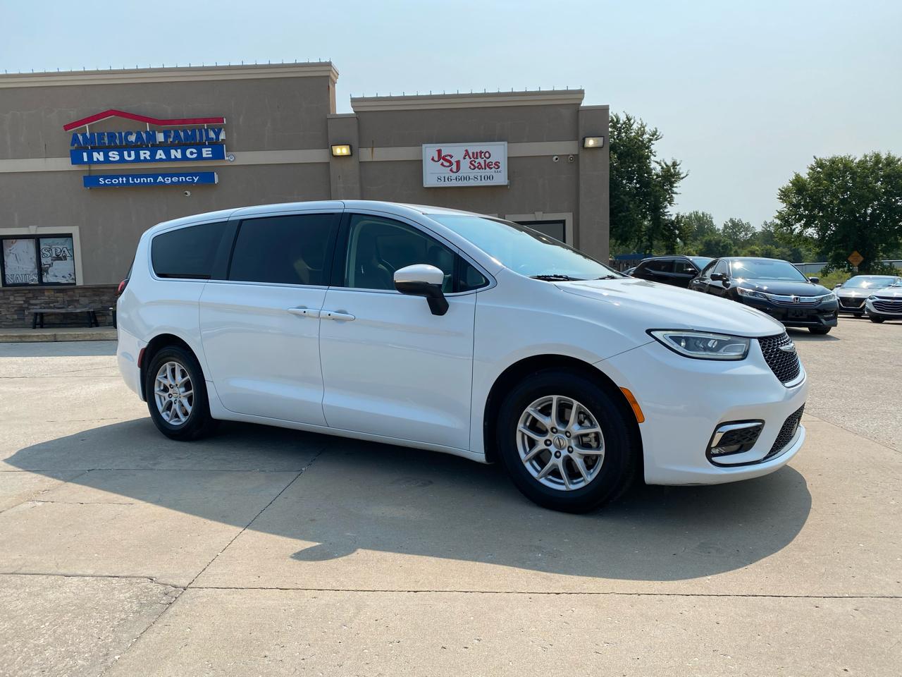 2023 Chrysler Pacifica Touring L FWD