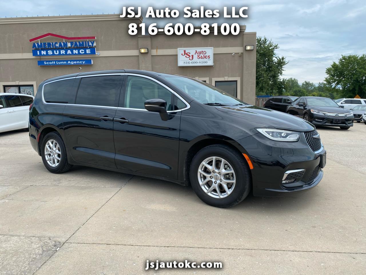 2023 Chrysler Pacifica Touring L FWD