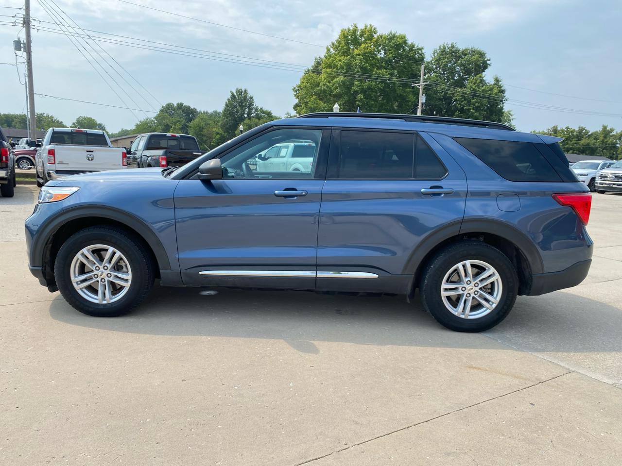 Ford Explorer XLT 4WD 2020