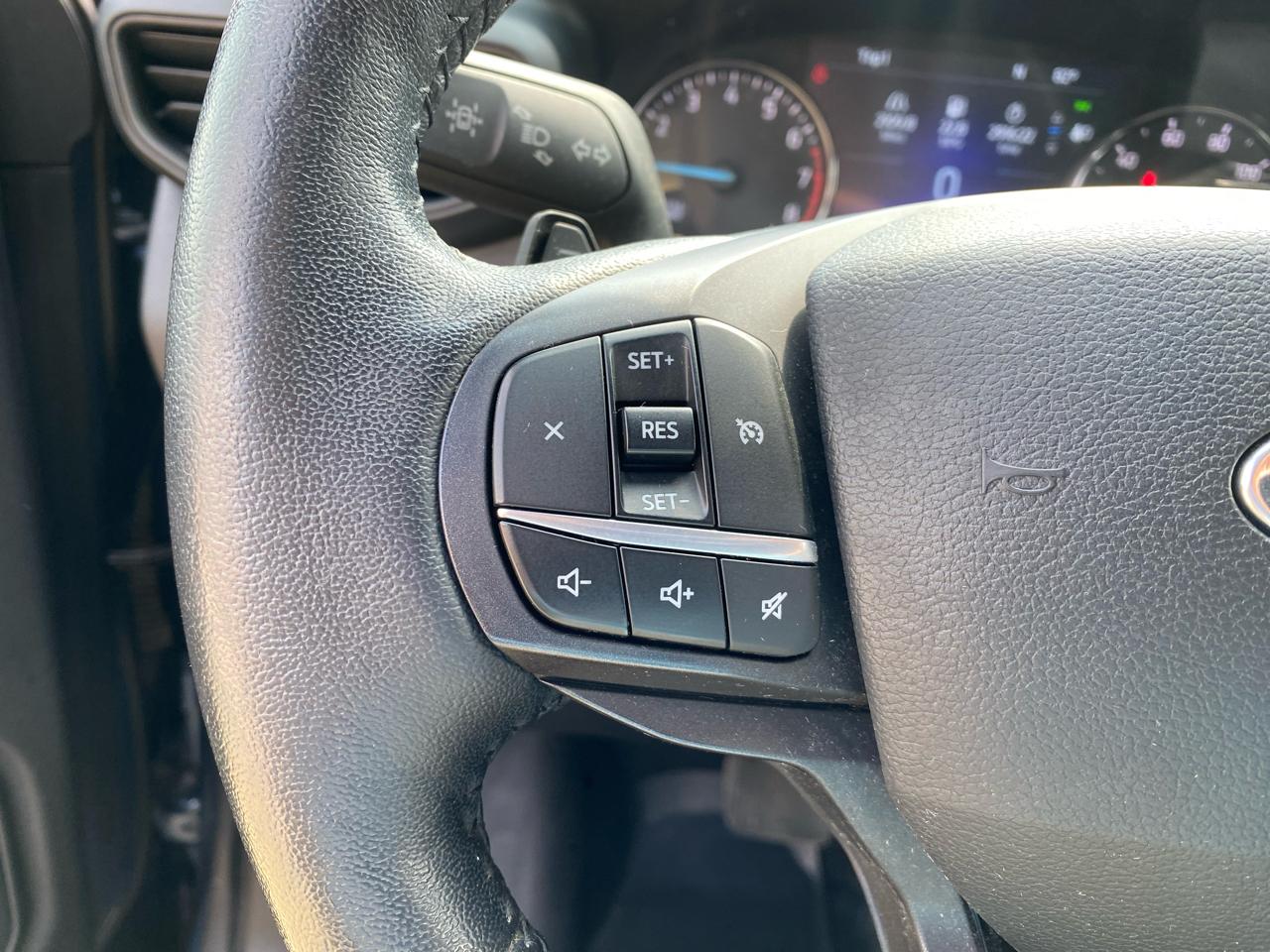 Ford Explorer XLT 4WD 2020