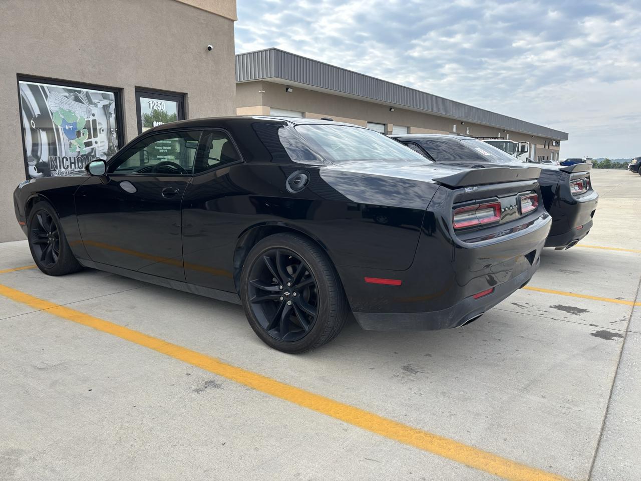 Dodge Challenger SXT RWD 2018