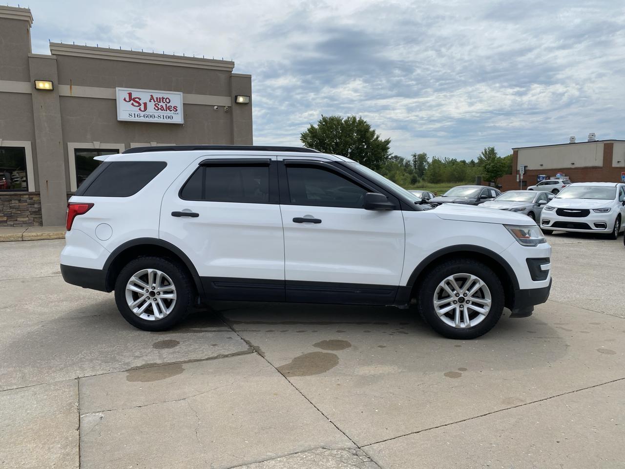 Ford Explorer Base FWD 2017