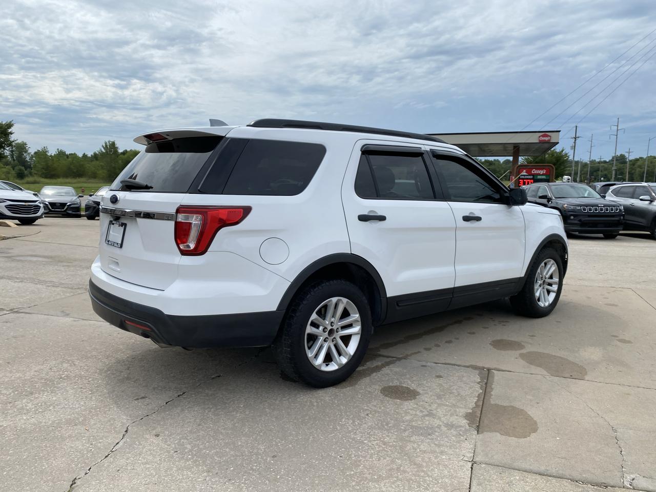 Ford Explorer Base FWD 2017
