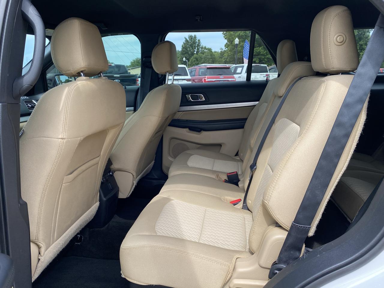 Ford Explorer Base FWD 2017