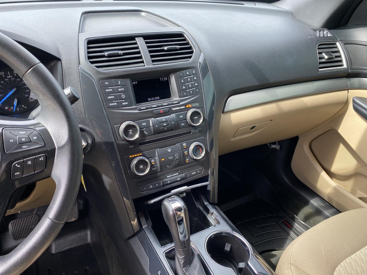 Ford Explorer Base FWD 2017