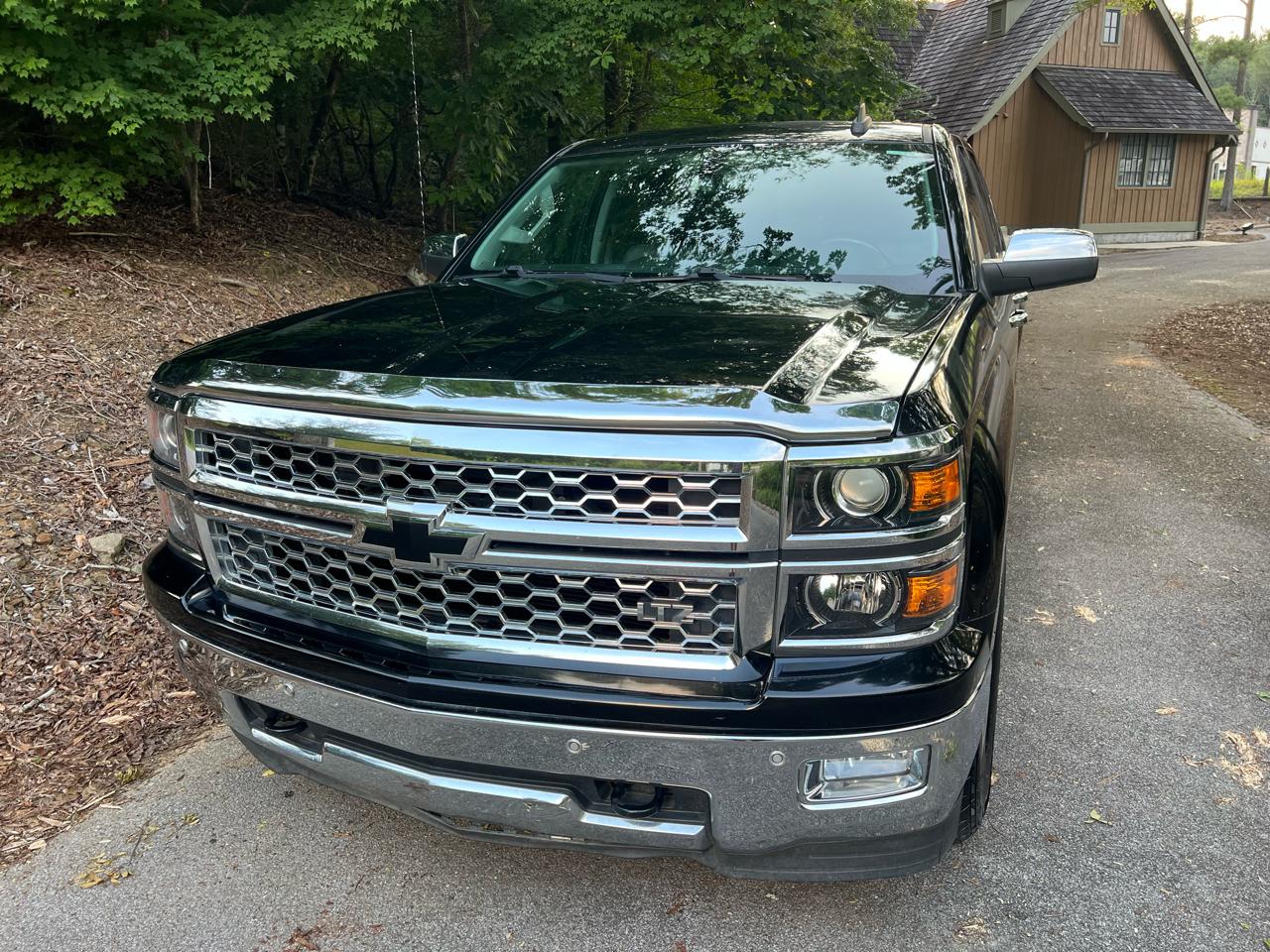 Chevrolet Silverado 1500 4WD Double Cab 147" LTZ 2015