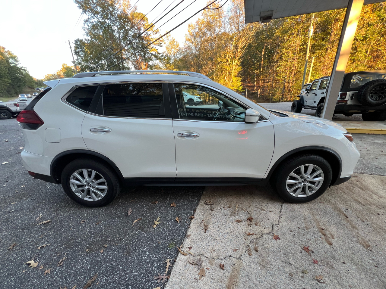 Nissan Rogue SV 2WD 2019 Nissan Rogue SV 2WD 2019