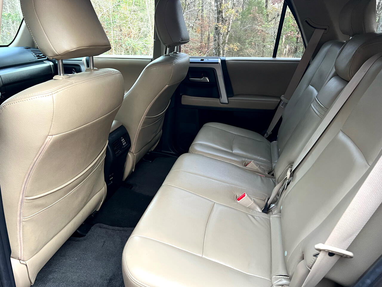 Toyota 4Runner SR5 2WD 2016