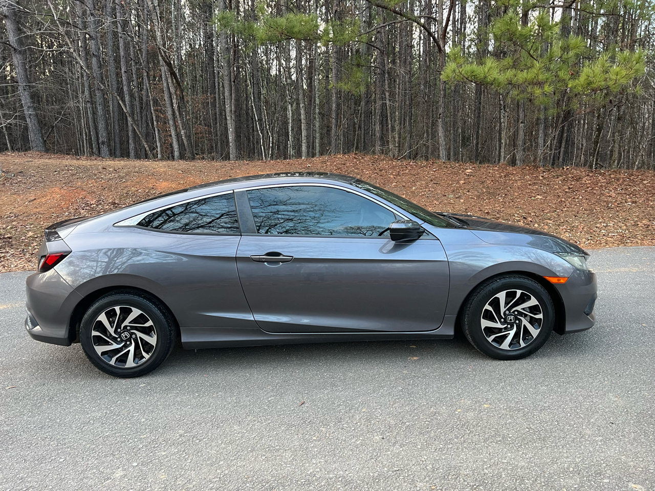 Honda Civic LX-P Coupe CVT 2017