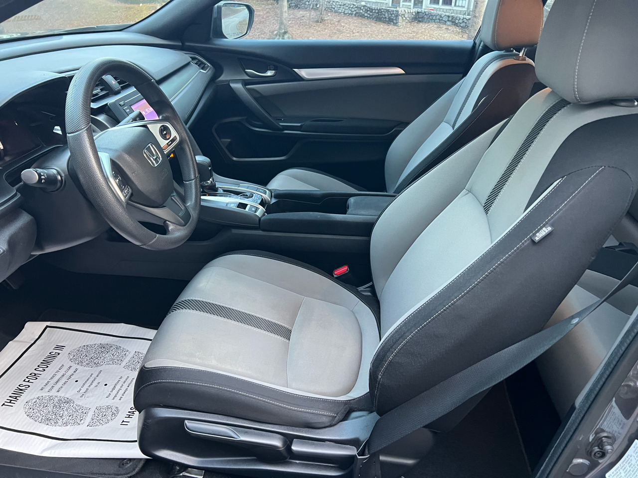 Honda Civic LX-P Coupe CVT 2017