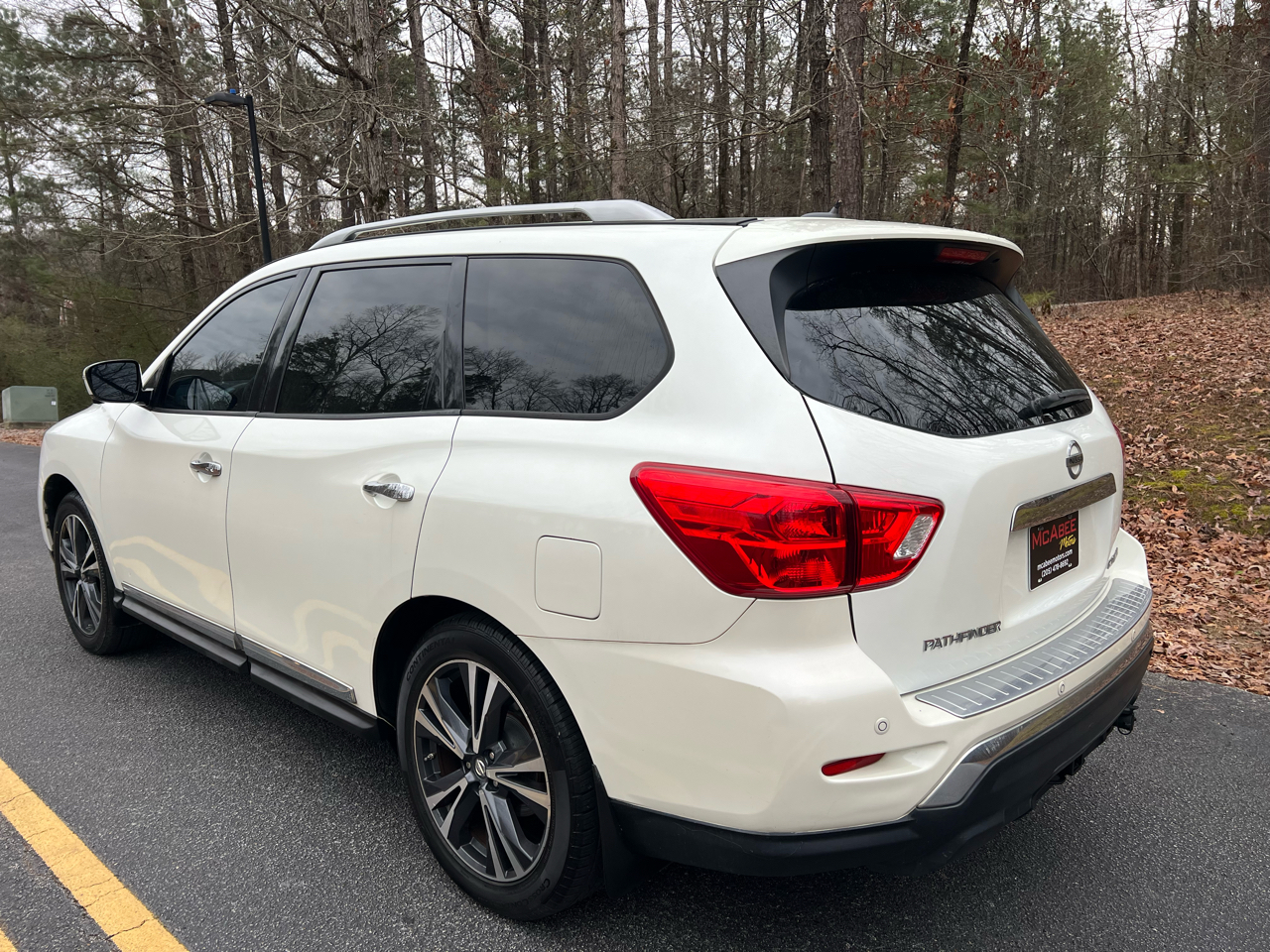 Nissan Pathfinder Platinum 2WD 2017