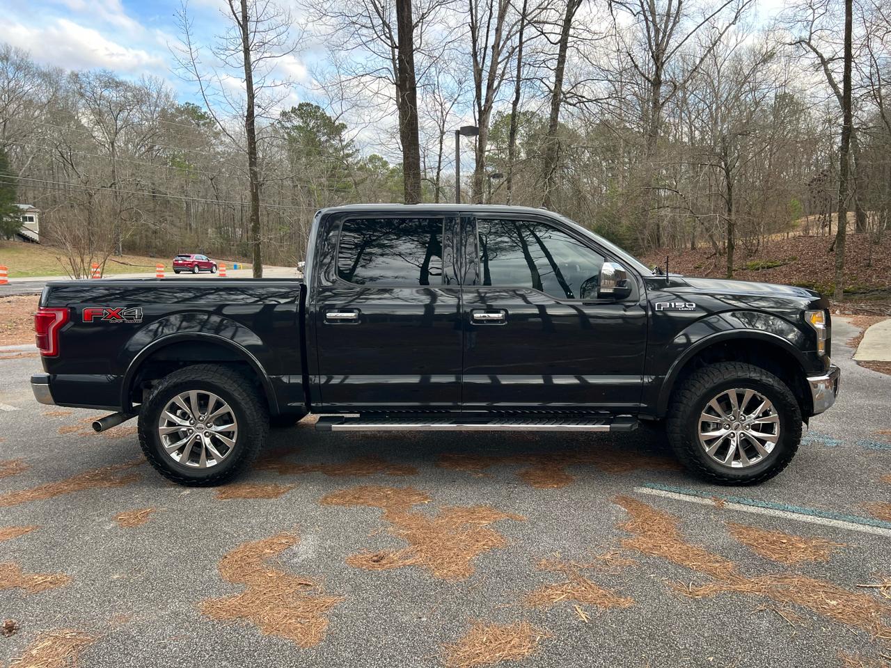 Ford F-150 Lariat SuperCrew 4WD 2015