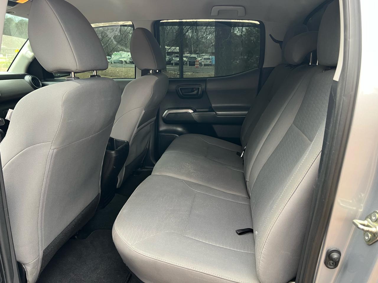 Toyota Tacoma Prerunner SR5 Double Cab V6 2016