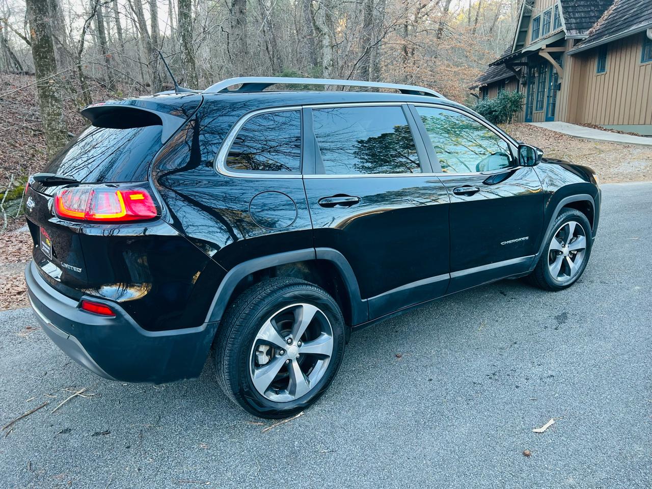 Jeep Cherokee Limited FWD 2019
