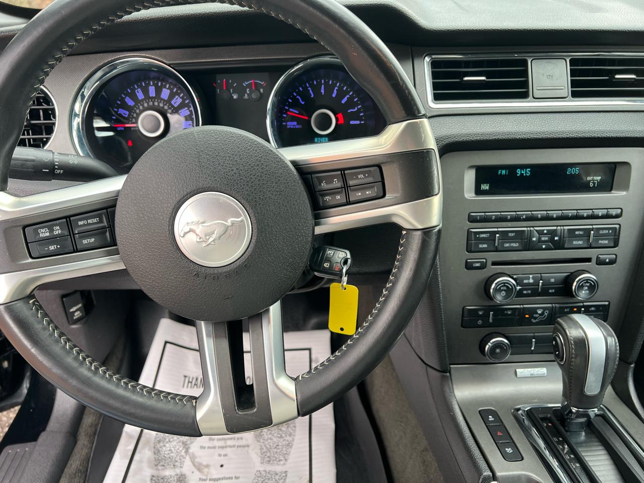 Ford Mustang V6 Convertible 2014