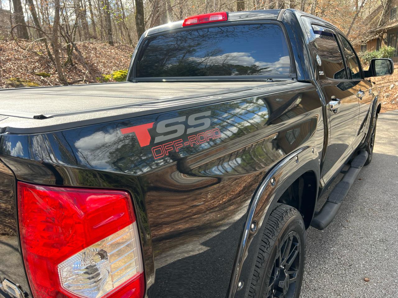 Toyota Tundra SR5 4.6L V8 CrewMax 2WD 2019