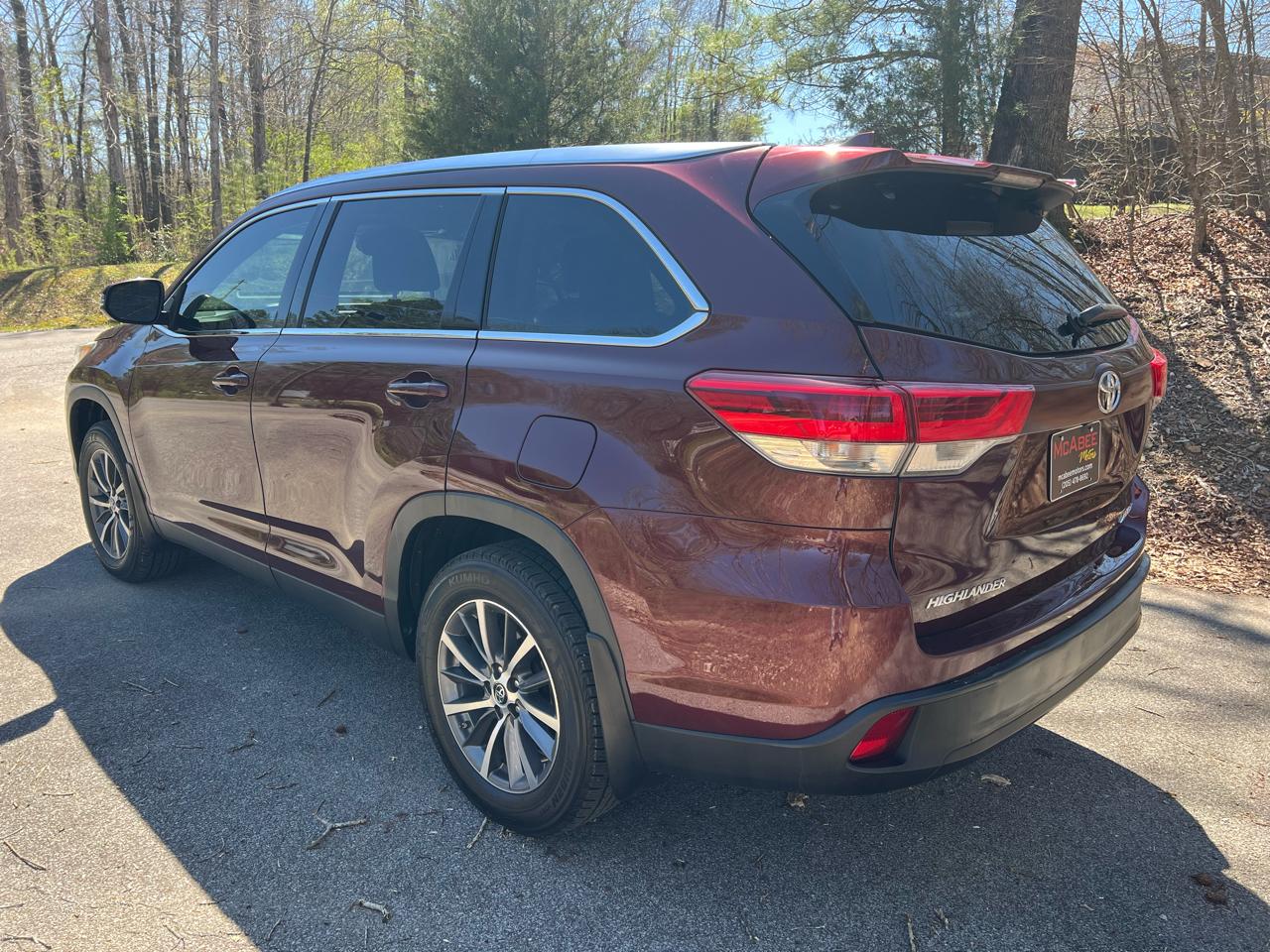 Toyota Highlander XLE AWD V6 2019
