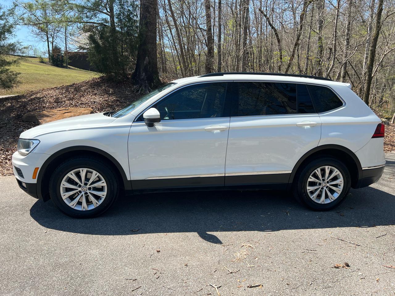 Volkswagen Tiguan SE 2018