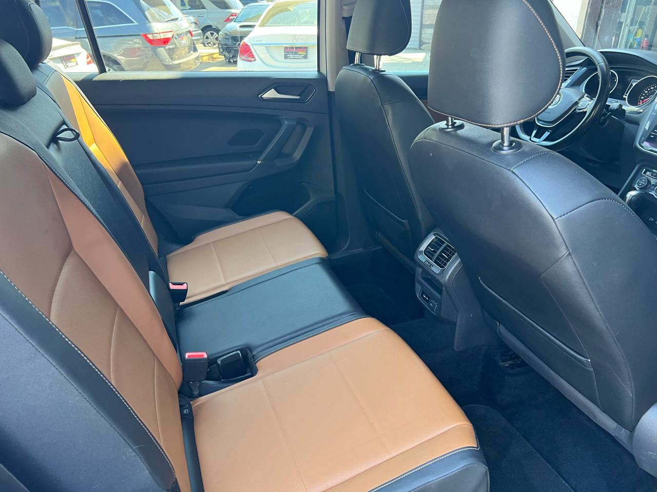 Volkswagen Tiguan SE 2018