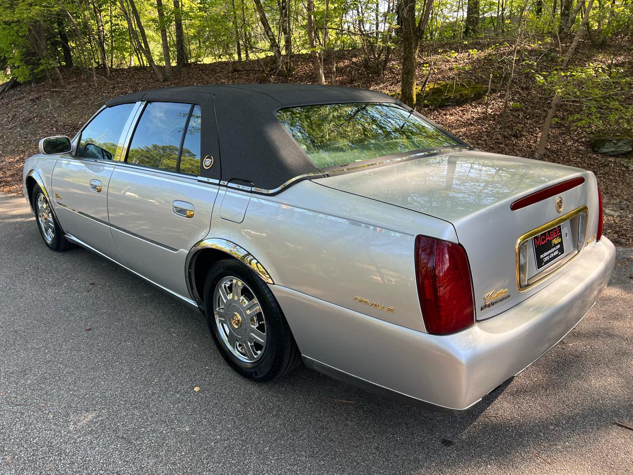 Cadillac DeVille Sedan 2002