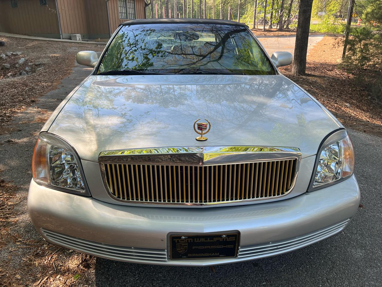 Cadillac DeVille Sedan 2002