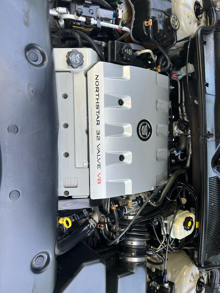 Cadillac DeVille Sedan 2002