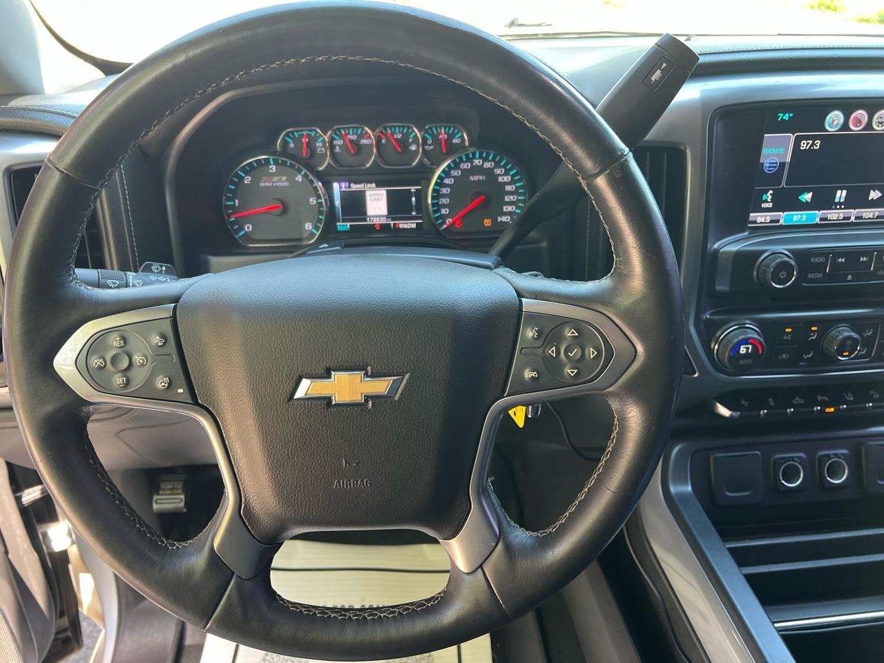 Chevrolet Silverado 1500 LTZ Crew Cab 4WD 2015