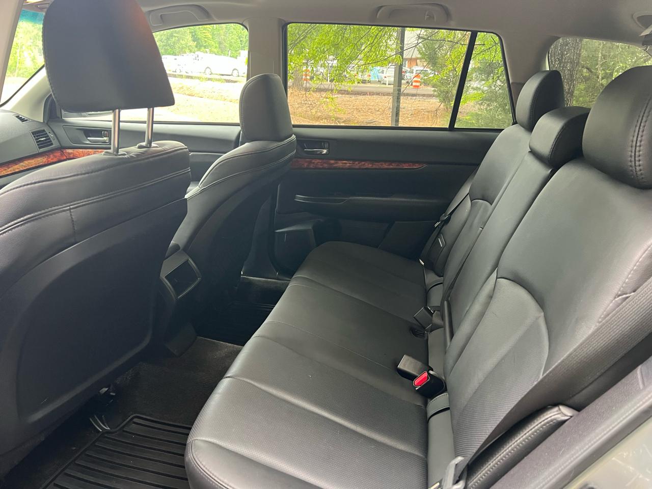 Subaru Outback 3.6R Limited 2012