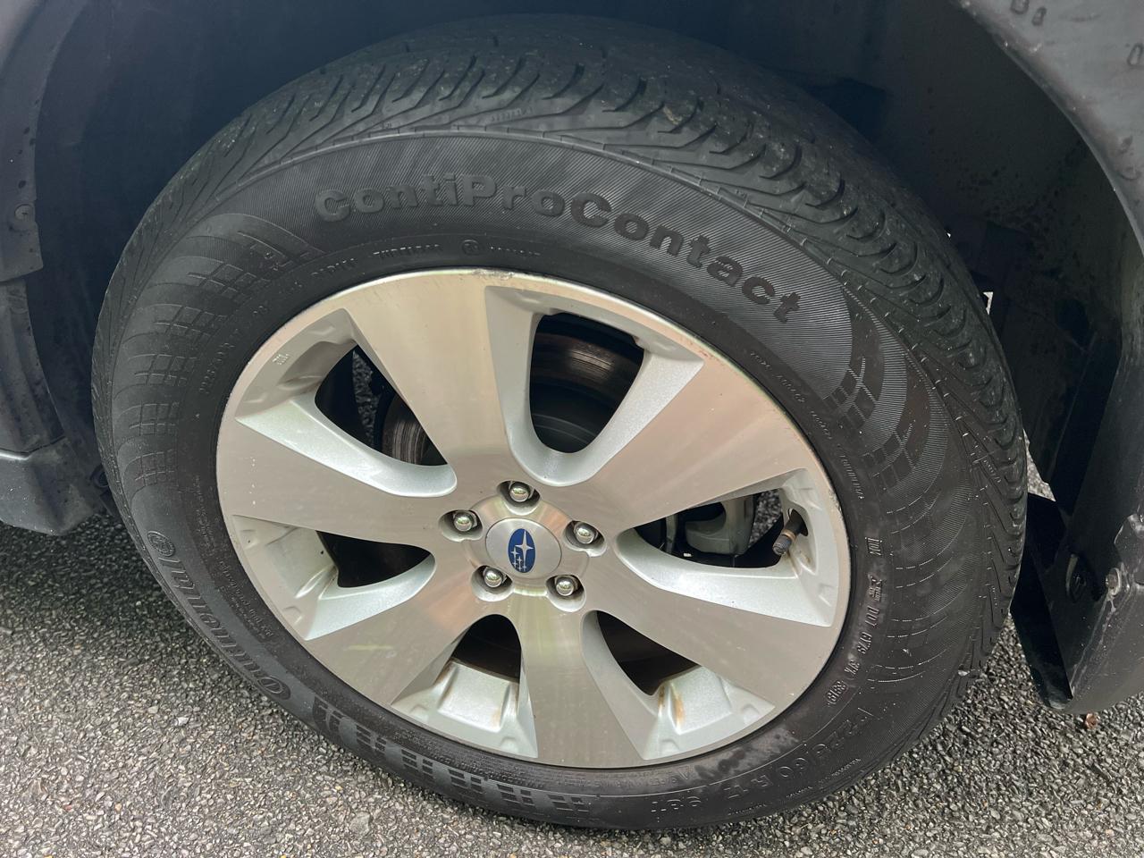 Subaru Outback 3.6R Limited 2012