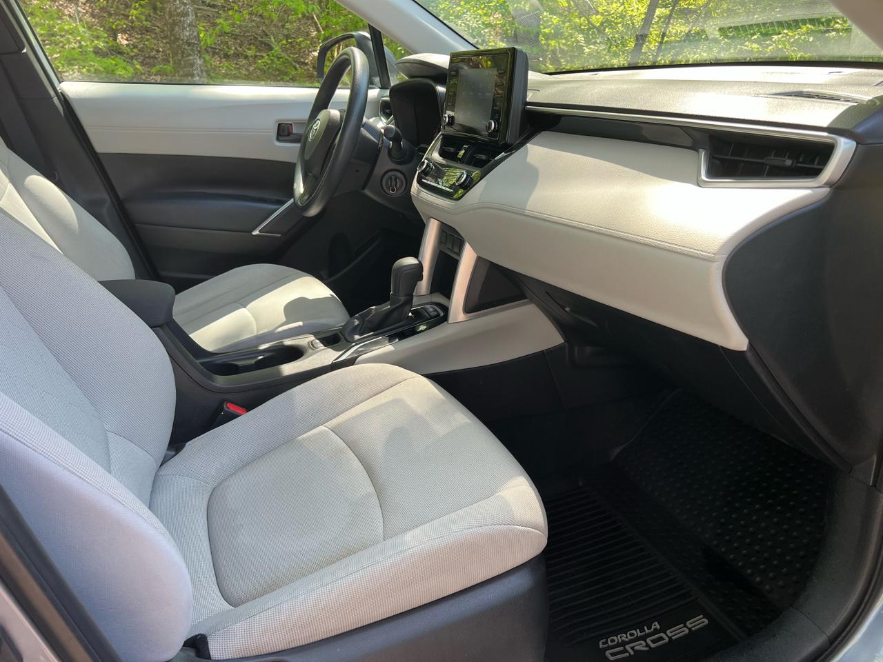 Toyota Corolla Cross L 2WD (Natl) 2022