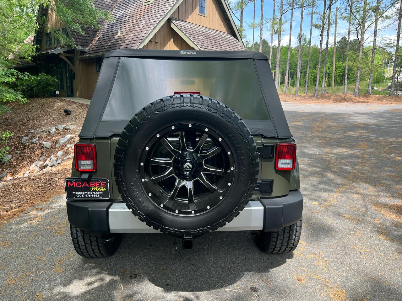 Jeep Wrangler Unlimited Sahara 4WD 2015