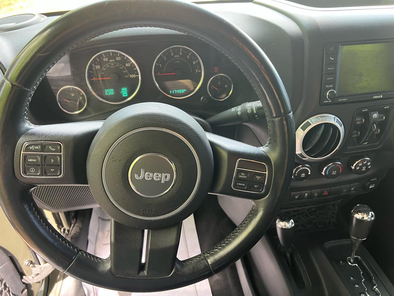 Jeep Wrangler Unlimited Sahara 4WD 2015