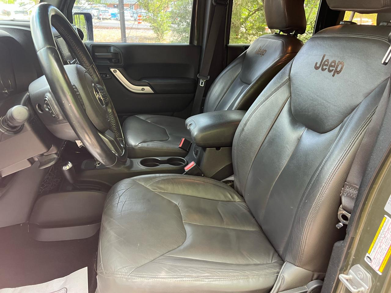 Jeep Wrangler Unlimited Sahara 4WD 2015