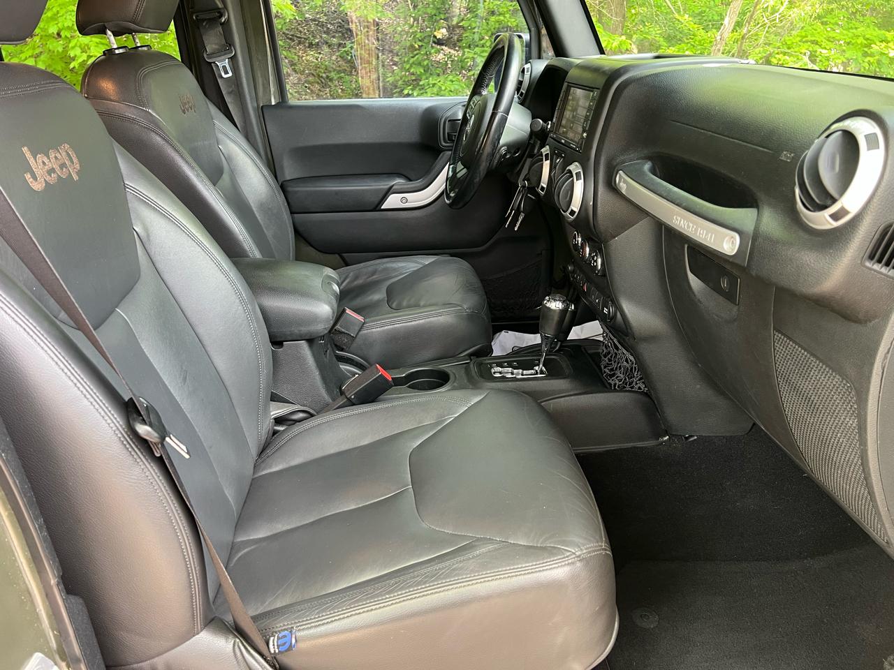 Jeep Wrangler Unlimited Sahara 4WD 2015