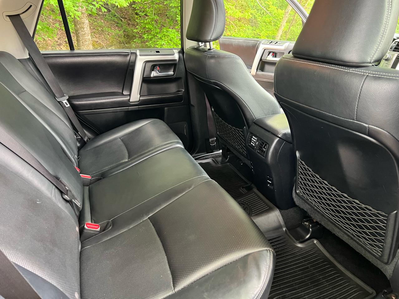 Toyota 4Runner Limited 4WD V6 2017