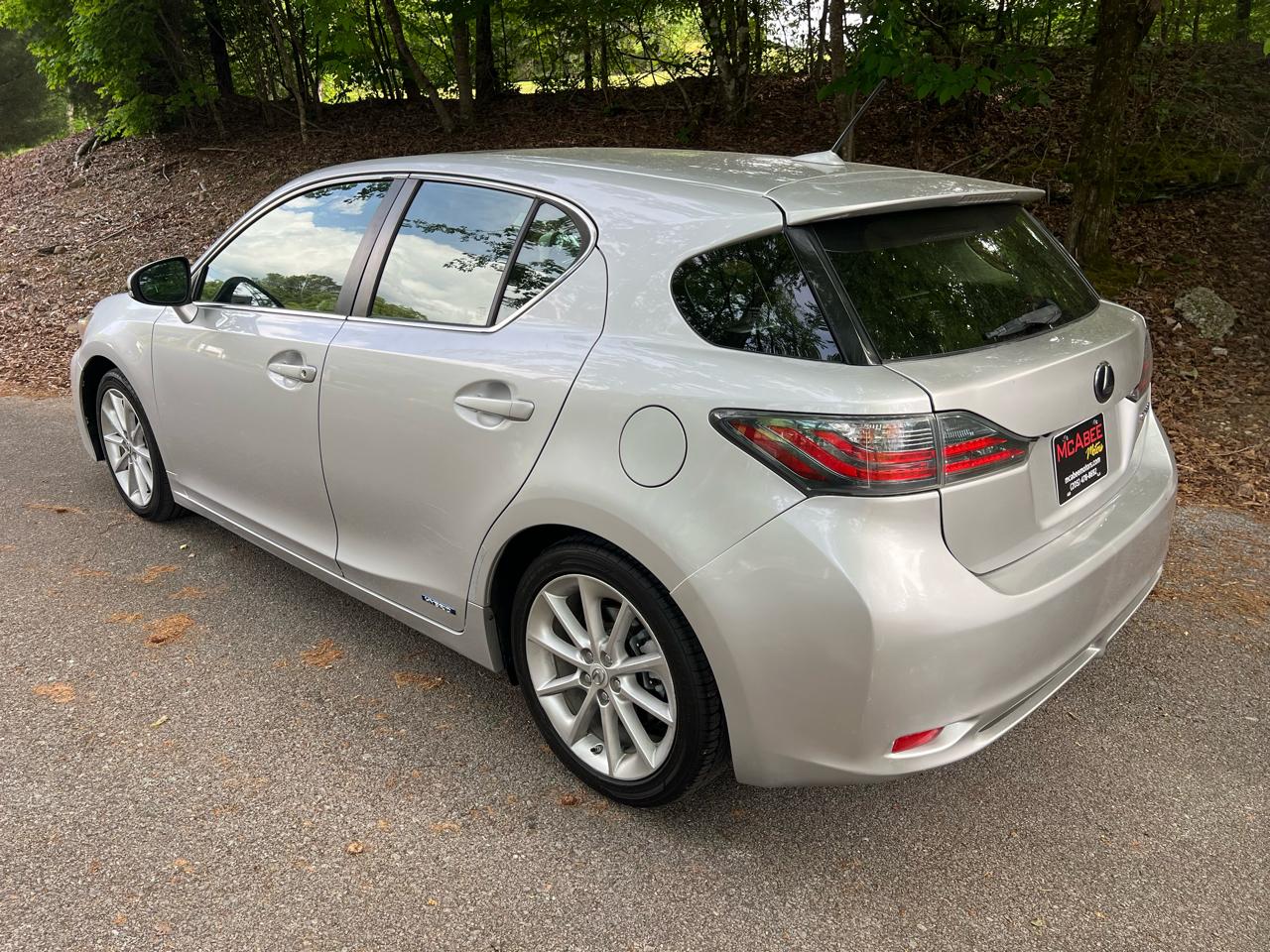 Lexus CT 200h Hybrid 4D Premium Sedan 2012
