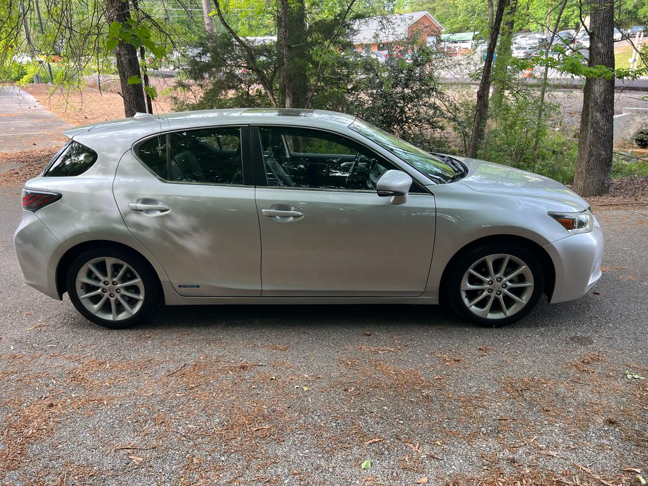 Lexus CT 200h Hybrid 4D Premium Sedan 2012